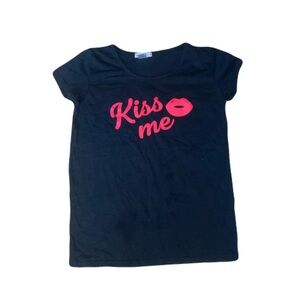 Chic Black Tee with Red Kiss Print